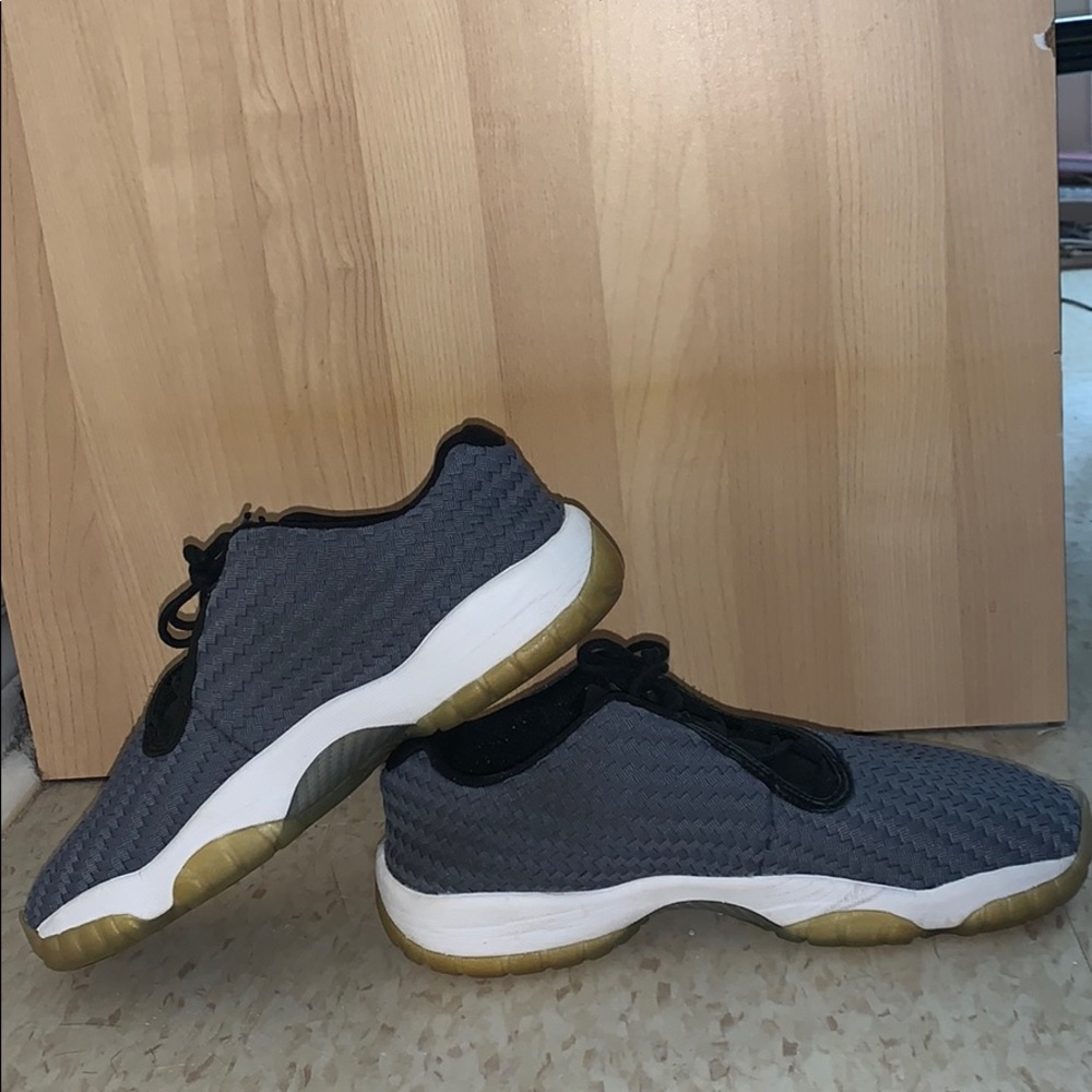 Air Jordan Future Low “Cool Grey”